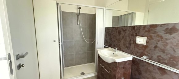 Entrepôt à Calcio, Italy 250m² No. 359065 14