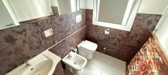 Entrepôt à Calcio, Italy 250m² No. 359065 12