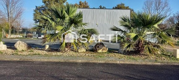 Imóvel comercial de 3 divisões em Saint-Seurin-sur-l'Isle, France N.º 101510 4