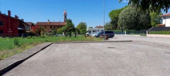 Terrain à Pordenone, Italy No. 346270 13