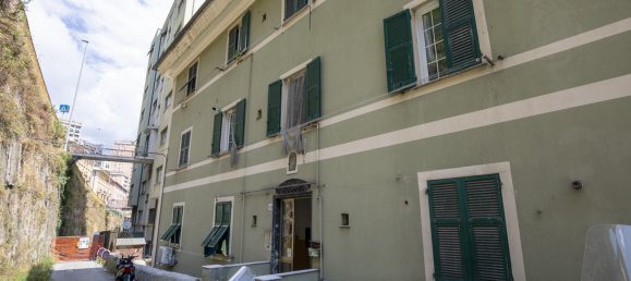 Apartamento de 2 dormitorios en Genoa, Italy No. 290956 30