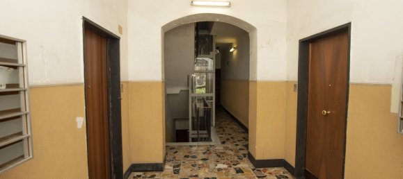 Apartamento de 2 dormitorios en Genoa, Italy No. 290956 27