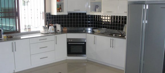 3 bedrooms Condo in Pattaya, Thailand No. 1447 7