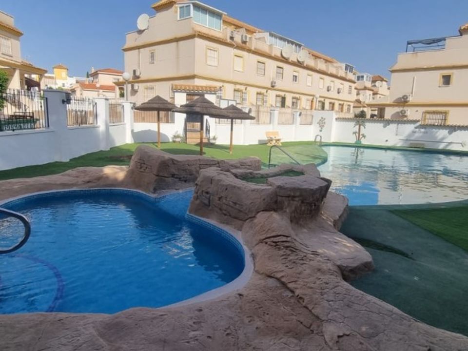 3 bedrooms Townhouse in Algorfa, Spain No. 200944