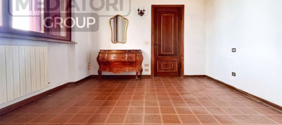 6 Schlafzimmer Haus in Bientina, Italy, Nr. 355136 3