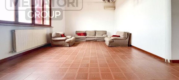 6 Schlafzimmer Haus in Bientina, Italy, Nr. 355136 7