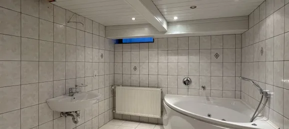 Casa de 4 dormitorios en Duisburg, Germany No. 23120 9