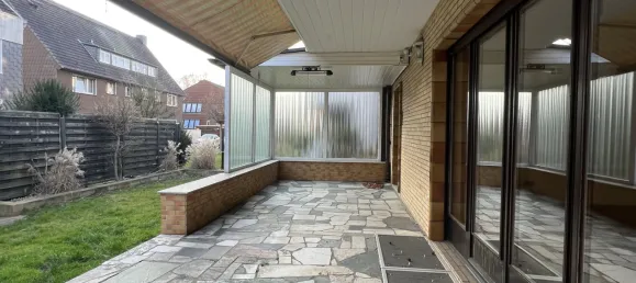 Casa de 4 dormitorios en Duisburg, Germany No. 23120 10