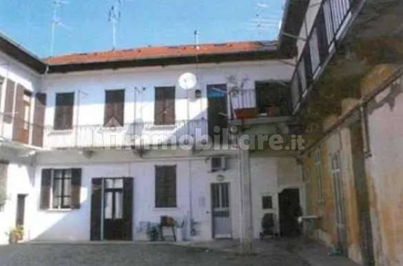 1 bedroom Apartment in Busto Arsizio, Italy No. 331003