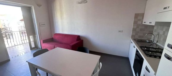 2-salle Appartement à Davoli, Italy No. 291062 3