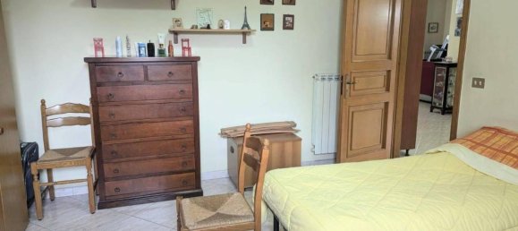 4-Zimmer Villa in Torre Annunziata, Italy, Nr. 32326 15