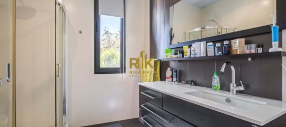 3 Schlafzimmer Villa in Camara de Lobos, Portugal, Nr. 142023 33