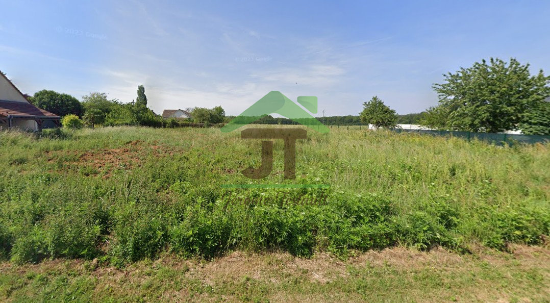  Land in Chateaudun, France No. 249805