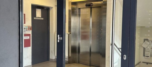  Garage in Mariahilf, Austria No. 257527 3