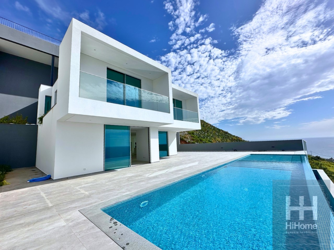 4 bedrooms House in Funchal, Portugal No. 123322