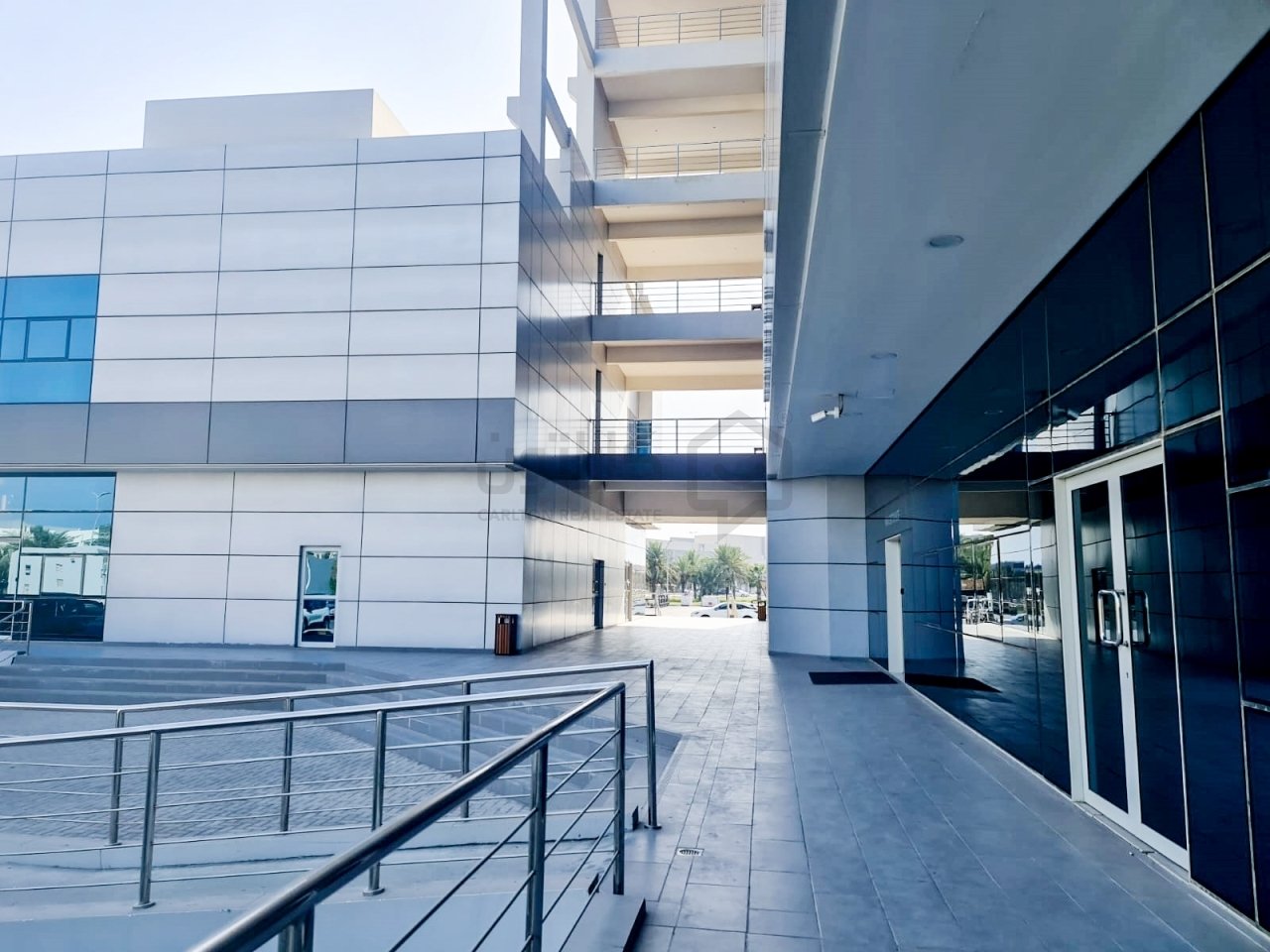 148.6m² Warehouse in Amwaj Islands, Bahrain No. 630