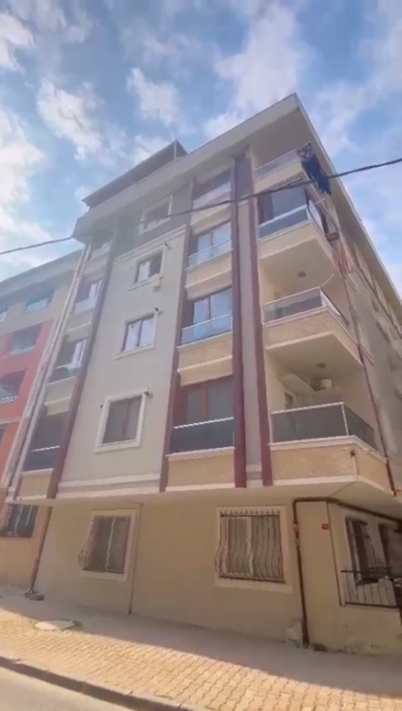 Apartment 2+1 in Istanbul, Turkey No. 32048