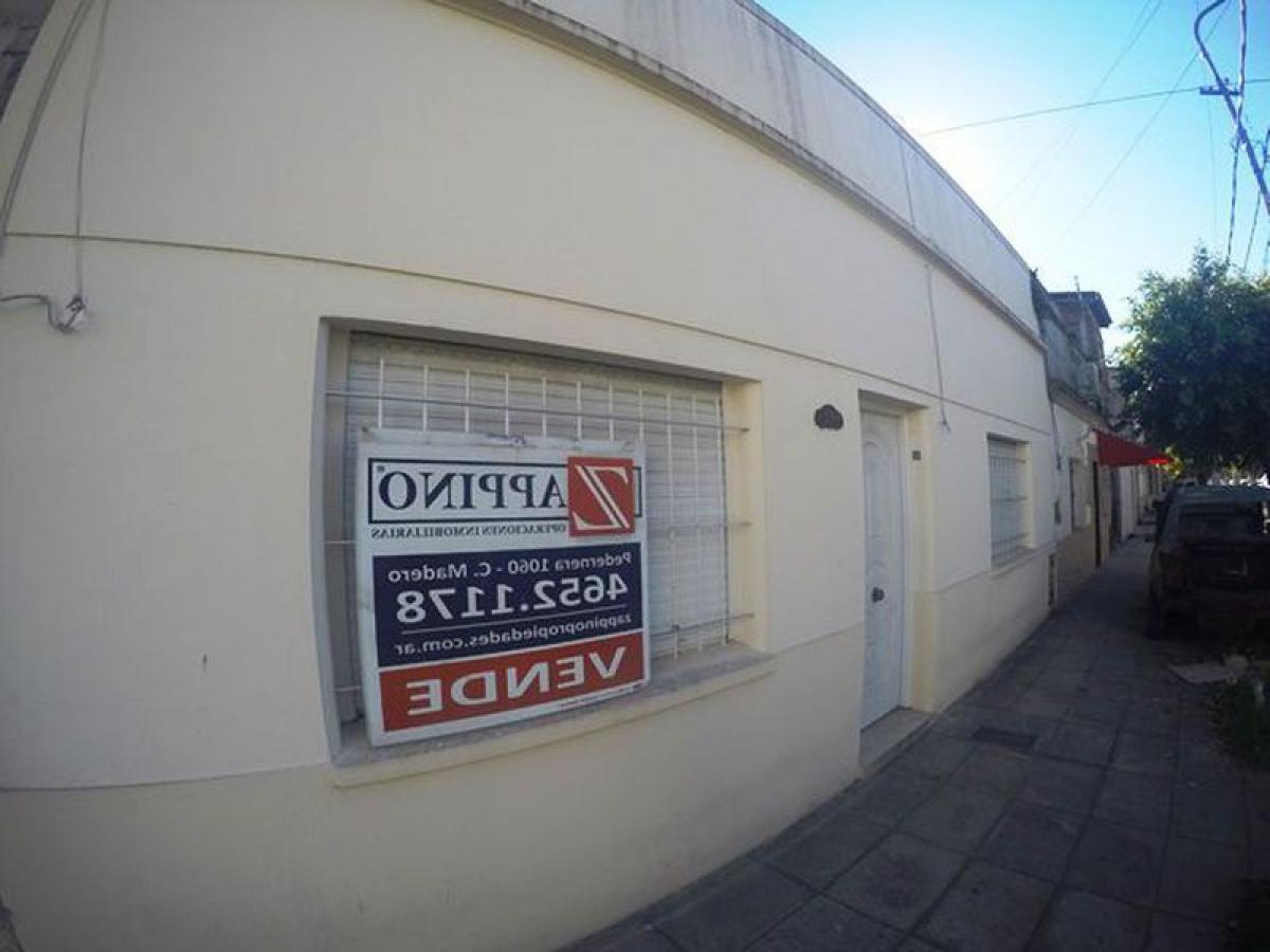 2 bedrooms House in Tres de Febrero, Argentina No. 7951