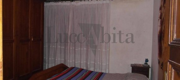5 bedrooms Villa in Lucca, Italy No. 13878 17