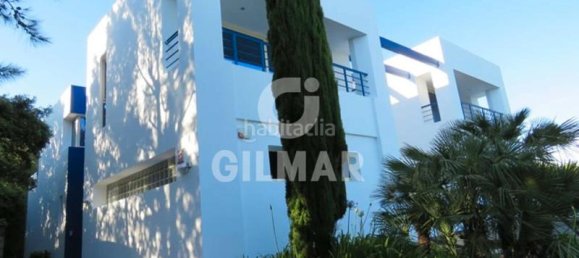 5 bedrooms House in Tarifa, Spain No. 165534 3