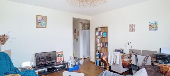 1 bedroom Apartment in Reze, France No. 340664 2