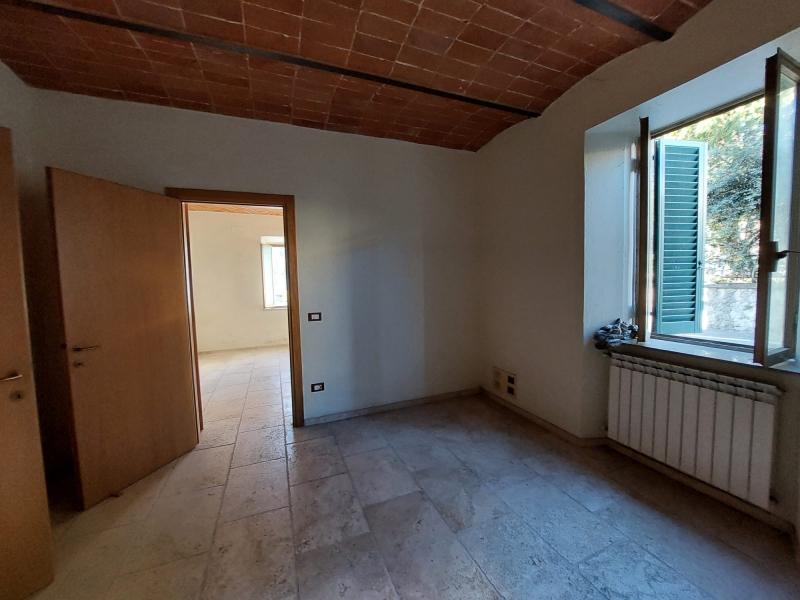 2 rooms Apartment in Arezzo, Italy No. 227415