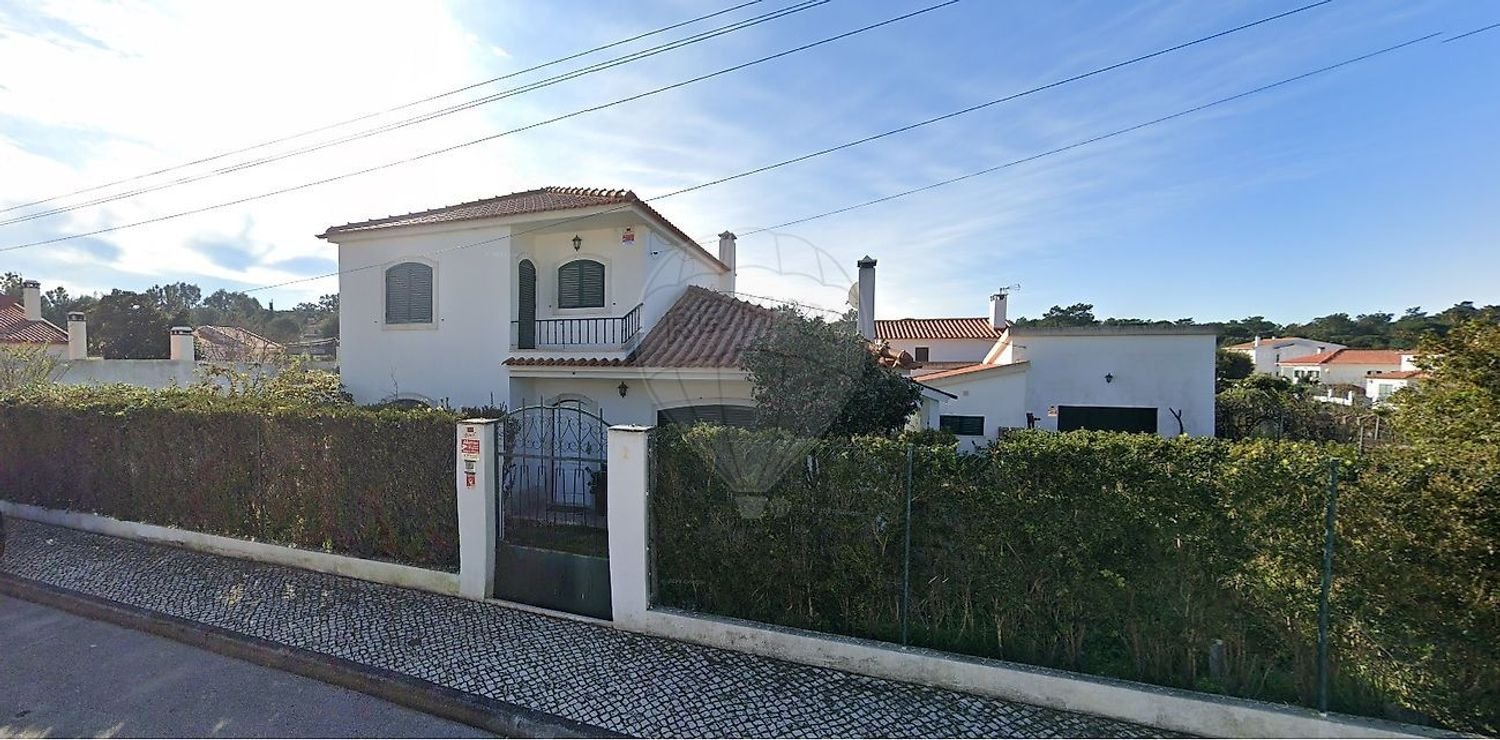 4 bedrooms House in Sesimbra, Portugal No. 160985