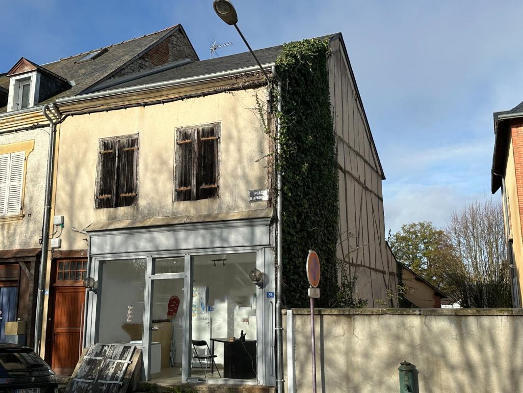 2 bedrooms House in Aigurande, France No. 62327