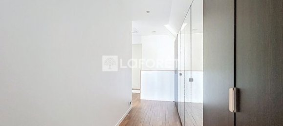 3 bedrooms House in Chaumontel, France No. 359086 12