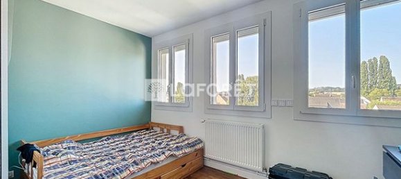 3 bedrooms House in Chaumontel, France No. 359086 14