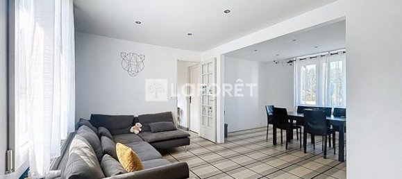 3 bedrooms House in Chaumontel, France No. 359086 7