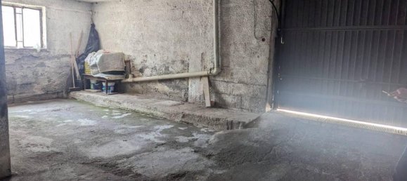 4-salle Appartement à Torre Annunziata, Italy No. 17802 8