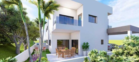 Propiedad comercial de 4 dormitorios en Limassol, Cyprus No. 7758 7