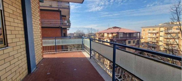 3 bedrooms Apartment in Frosinone, Italy No. 47790 14
