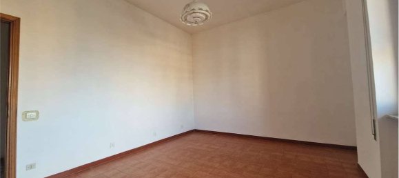 3 bedrooms Apartment in Frosinone, Italy No. 47790 7