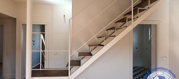 Apartamento de 4 habitaciónes en Monza, Italy No. 26323 11