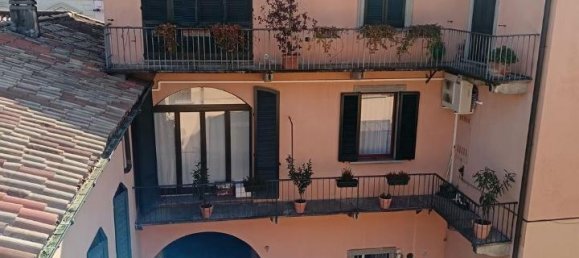 Apartamento de 4 habitaciónes en Monza, Italy No. 26323 4