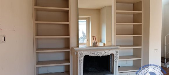 Apartamento de 4 habitaciónes en Monza, Italy No. 26323 8