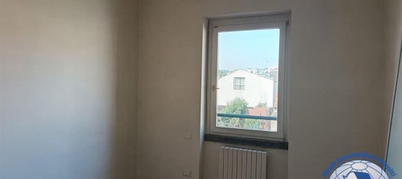 Apartamento de 4 habitaciónes en Monza, Italy No. 26323 20