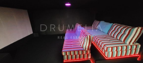 Вилла с 4 спальнями в Малага, Испания № 40973 34