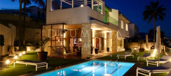 Вилла с 4 спальнями в Малага, Испания № 40973 28