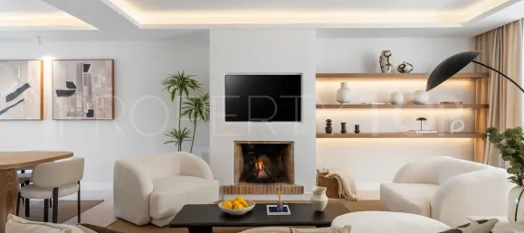 4 bedrooms Townhouse in Marbella, Spain No. 182188 2