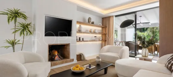 4 bedrooms Townhouse in Marbella, Spain No. 182188 3