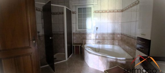 Casa de 9 habitaciónes en Woustviller, France No. 60973 8