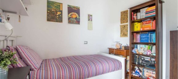 4-salle Duplex à Cagliari, Italy No. 262999 16
