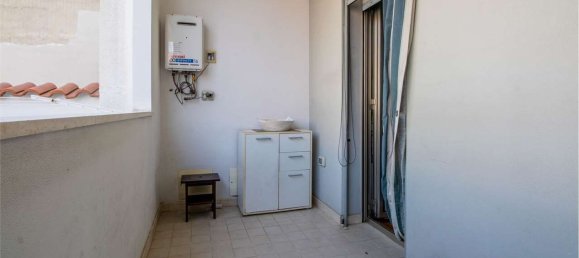 4-salle Duplex à Cagliari, Italy No. 262999 10