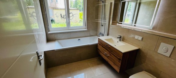 1 غرف نوم شقة في Hakenfelde, Germany رقم 73244 6