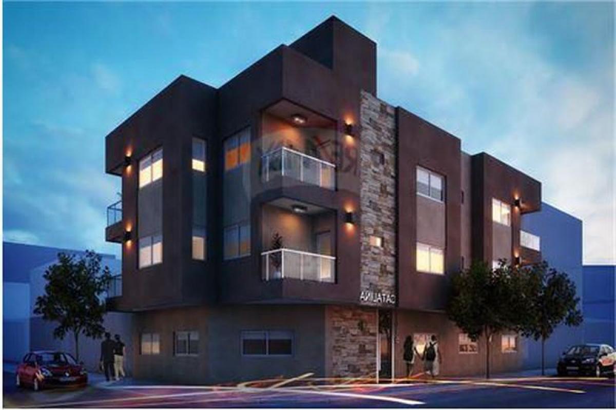 Studio in Bermudez, Argentina, Nr. 7818