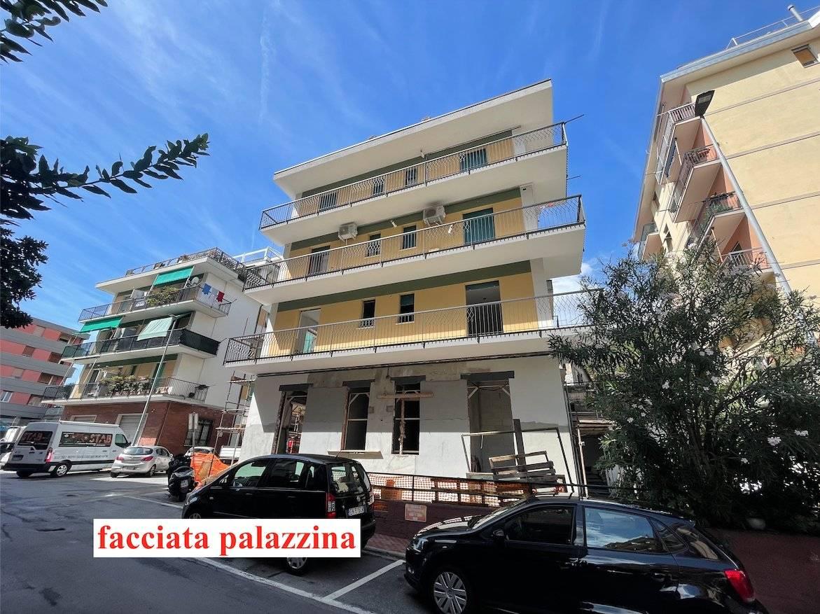 Apartamento de 2 habitaciónes en Cogoleto, Italy No. 146350