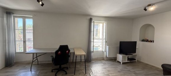 1 bedroom Apartment in Figeac, France No. 300619 3